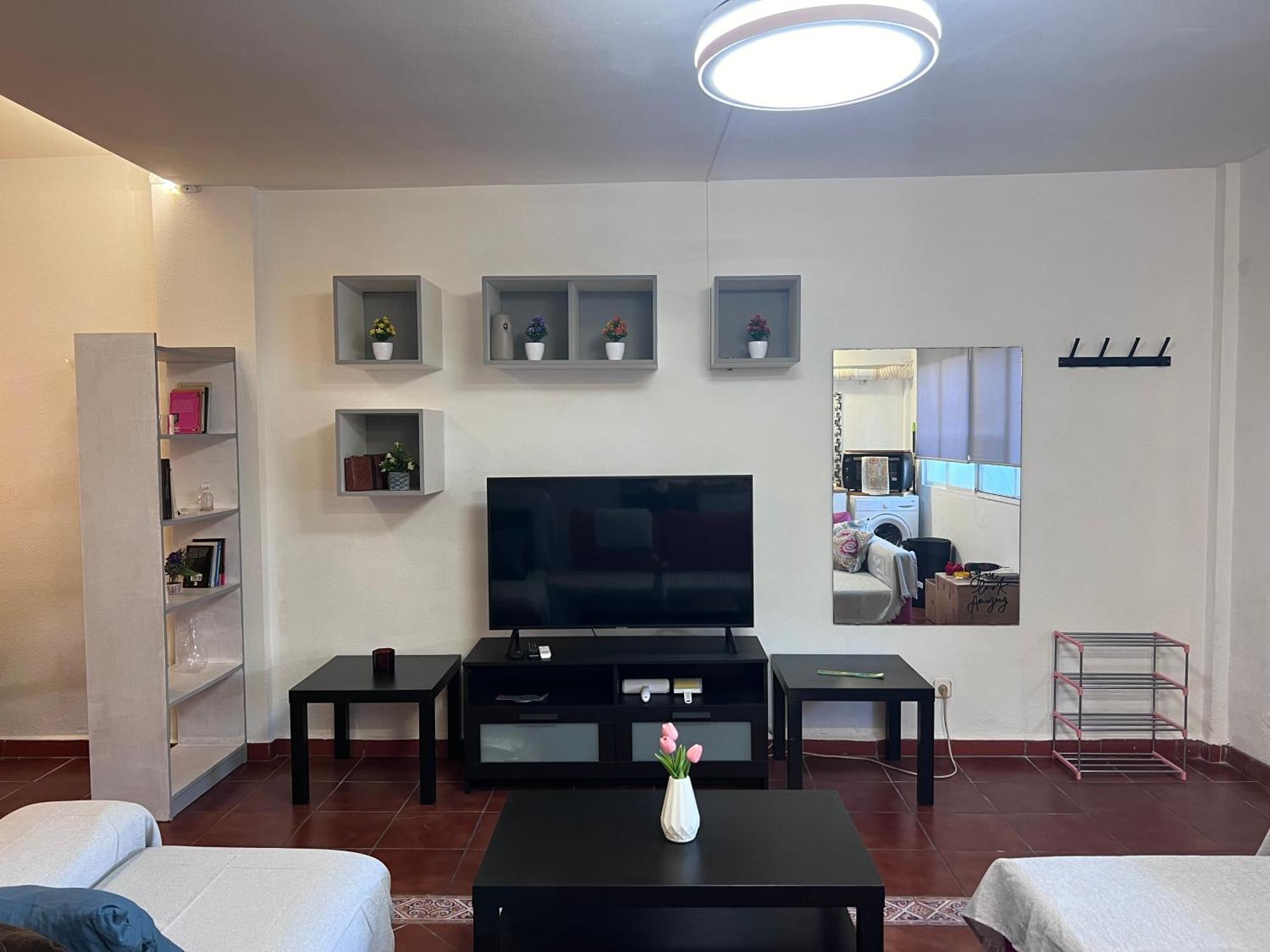 Apartamento Vacacional En 马尔韦利亚 外观 照片